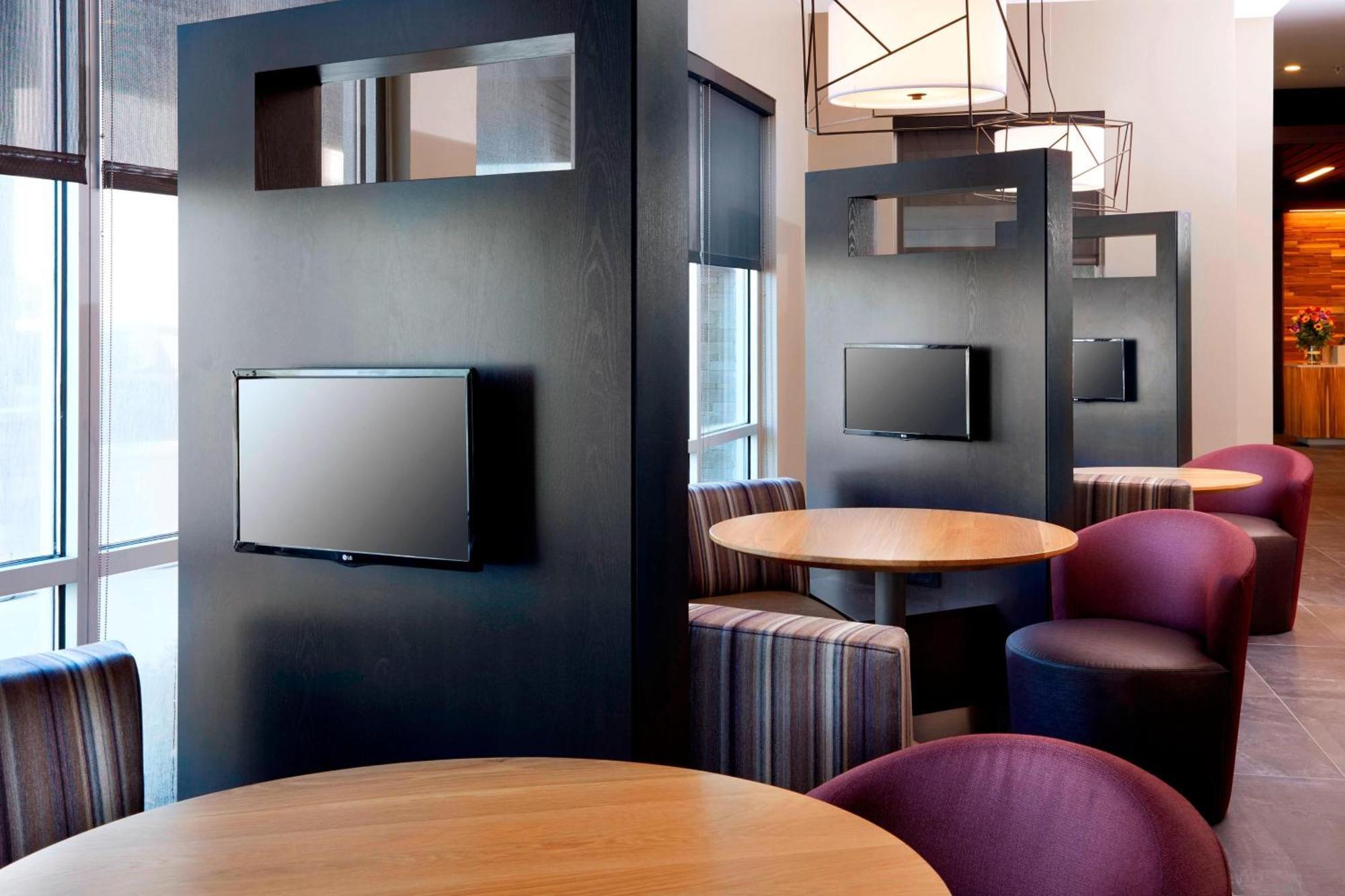 Hotel Courtyard By Marriott Houston Intercontinental Airport Exterior foto